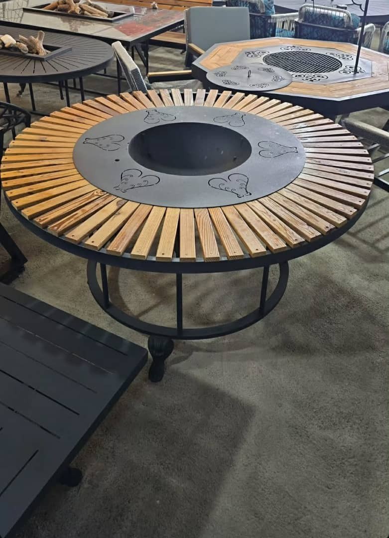 میز آتشدان چوبی ضخامت ۱۶ میل و بدنه ورق ۲ میل لیزر شده با رنگ استاتیک